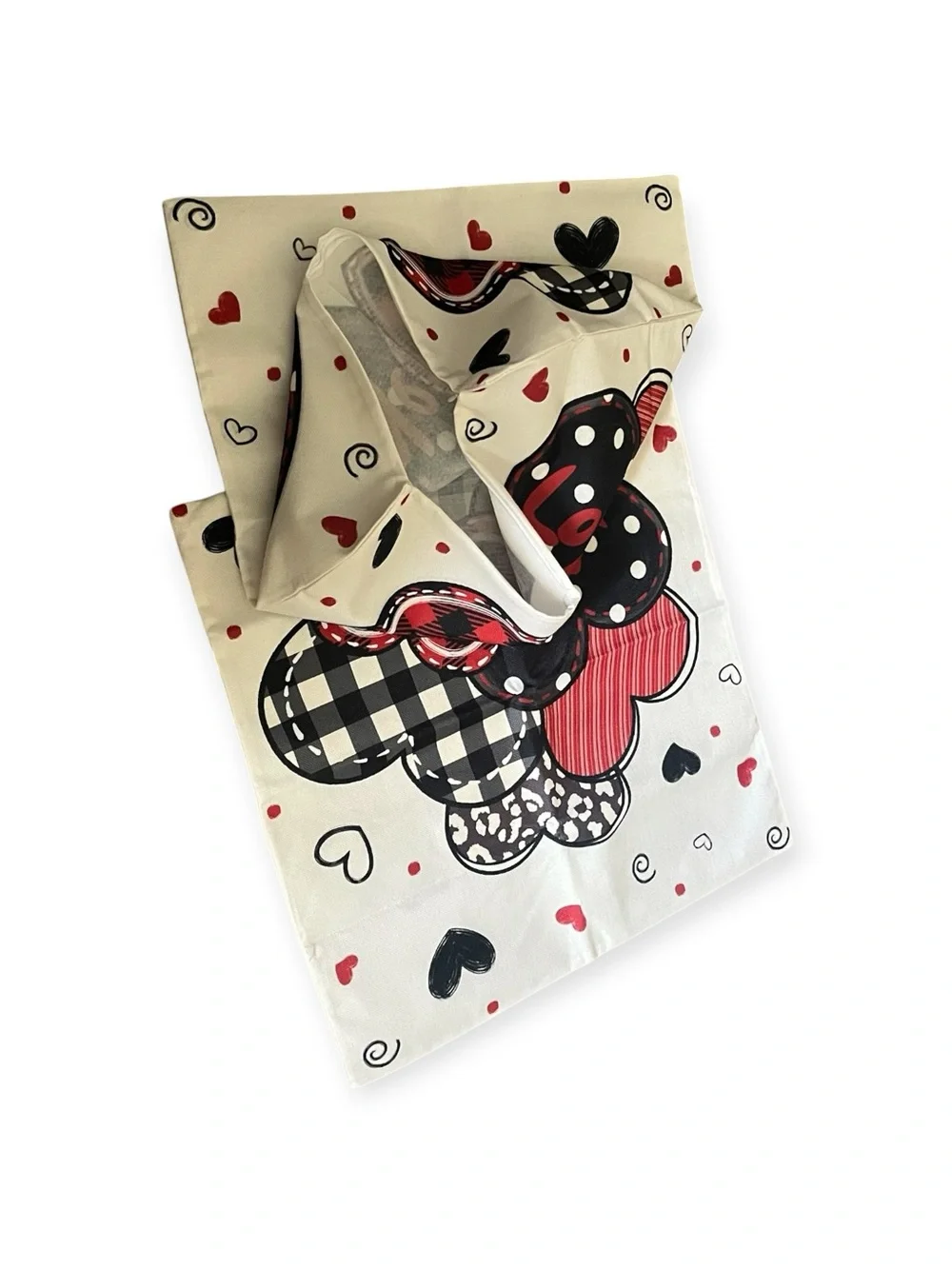 NWT! Set of 2 Hearts on Canvas Decorative Throw Pillow Covers- White, Red &Black
